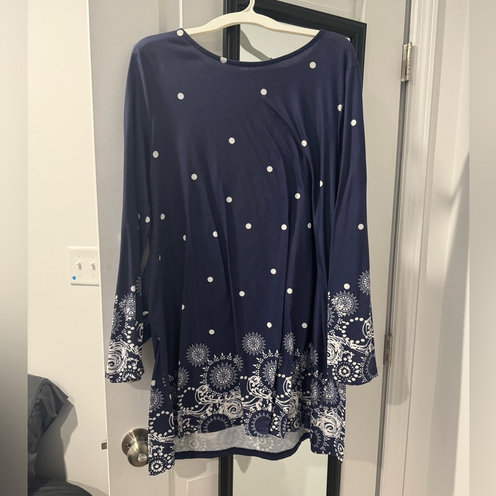 Woman’s XL Long Sleeve Dress With Pockets